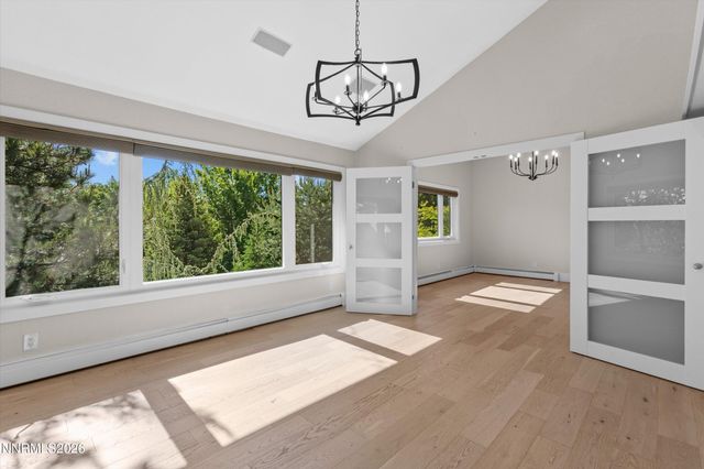 2725 W Lake Ridge Shores Court, Reno, NV 89519