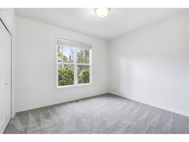 6425 ASHWOOD Ct, West Linn, OR 97068