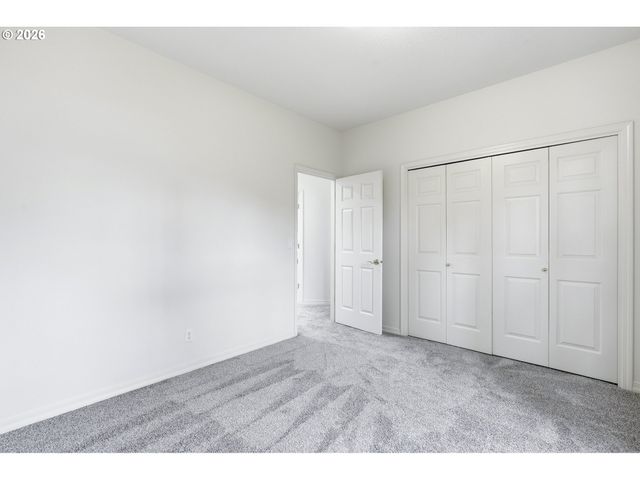 6425 ASHWOOD Ct, West Linn, OR 97068