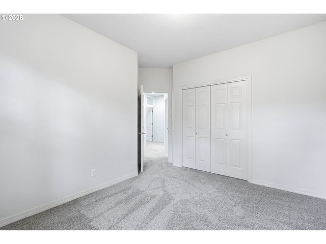 6425 ASHWOOD Ct, West Linn, OR 97068