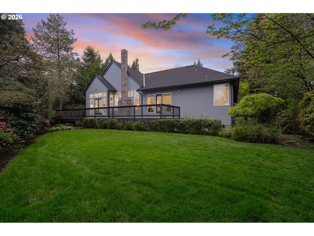 6425 ASHWOOD Ct, West Linn, OR 97068