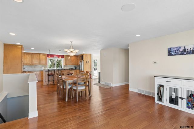 2520 Platte River Drive, Bellevue, NE 68123