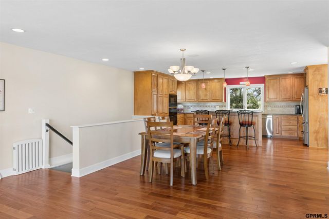 2520 Platte River Drive, Bellevue, NE 68123