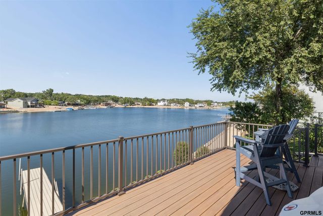 2520 Platte River Drive, Bellevue, NE 68123