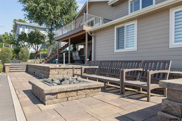 2520 Platte River Drive, Bellevue, NE 68123