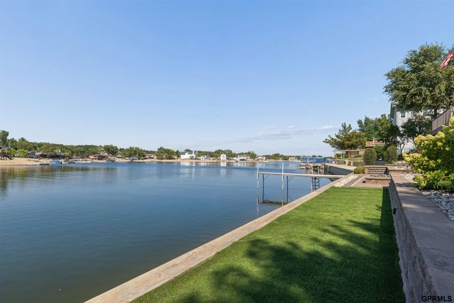 2520 Platte River Drive, Bellevue, NE 68123