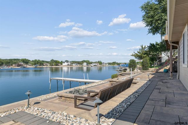 2520 Platte River Drive, Bellevue, NE 68123