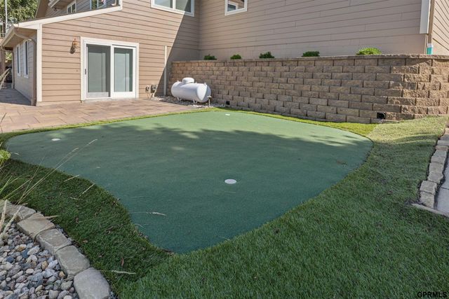 2520 Platte River Drive, Bellevue, NE 68123