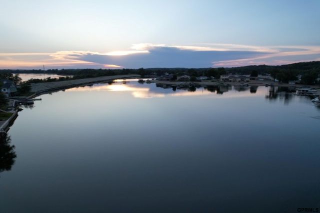 2520 Platte River Drive, Bellevue, NE 68123