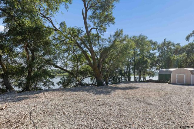 2520 Platte River Drive, Bellevue, NE 68123