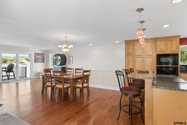 2520 Platte River Drive, Bellevue, NE 68123