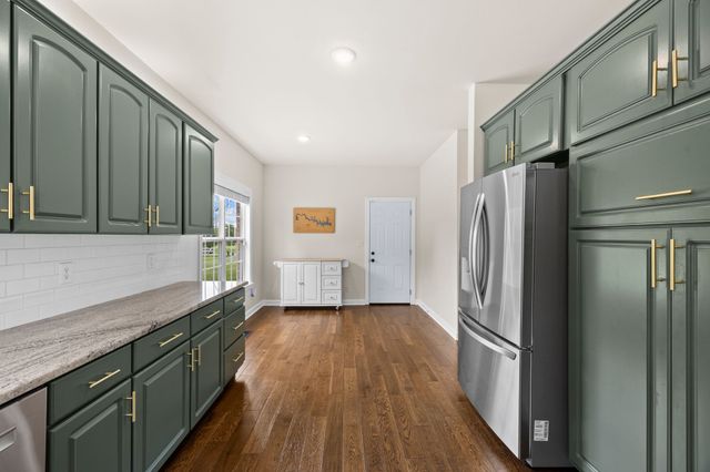 299 Karlee Dr, Lebanon, TN 37087