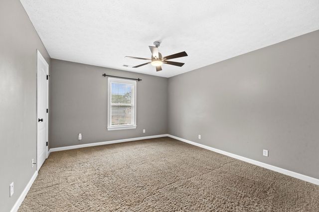 299 Karlee Dr, Lebanon, TN 37087
