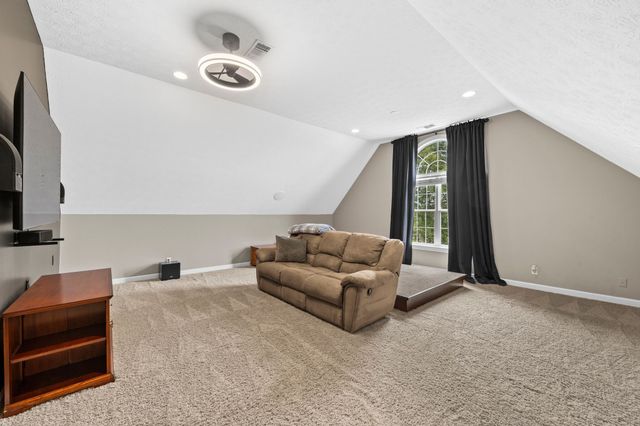 299 Karlee Dr, Lebanon, TN 37087