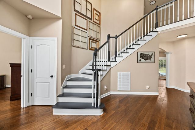 299 Karlee Dr, Lebanon, TN 37087