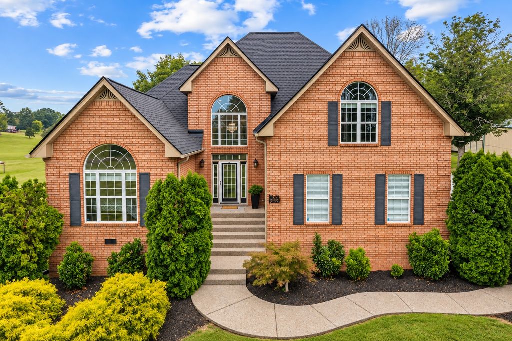 299 Karlee Dr, Lebanon, TN 37087