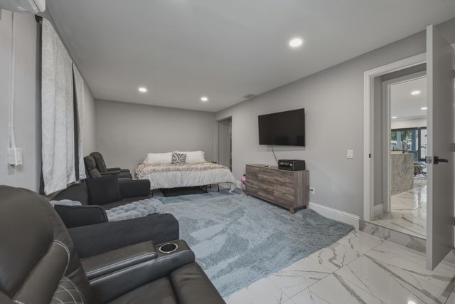 2587 SW 30TH Avenue, Fort Lauderdale, FL 33312