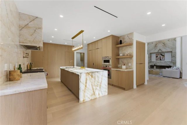 2231 Huntley, Tustin, CA 92782