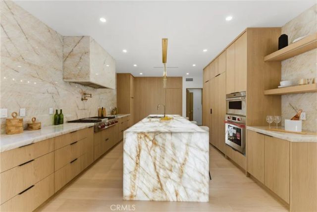 2231 Huntley, Tustin, CA 92782