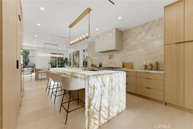 2231 Huntley, Tustin, CA 92782