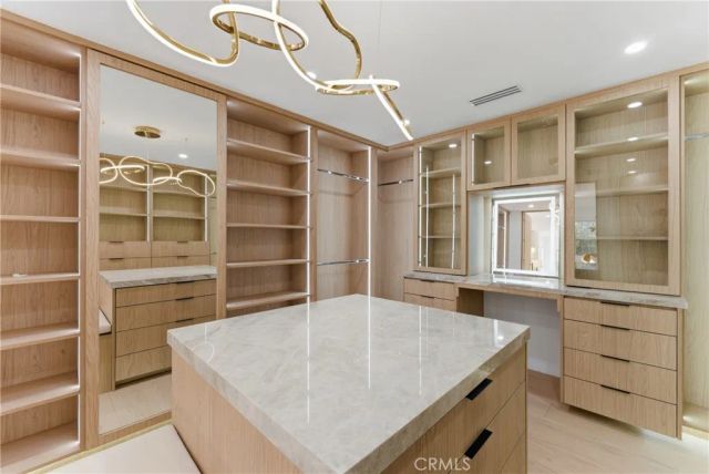 2231 Huntley, Tustin, CA 92782