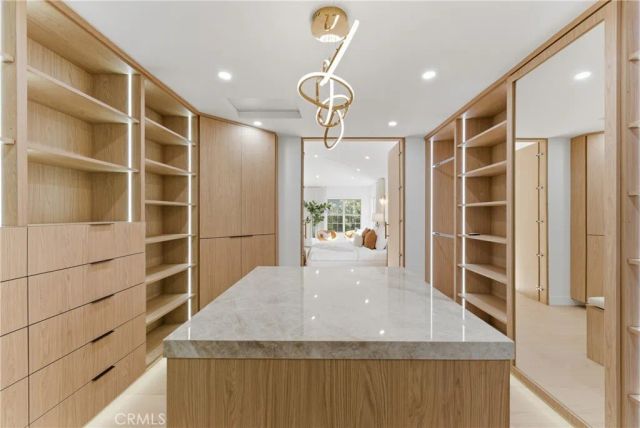 2231 Huntley, Tustin, CA 92782
