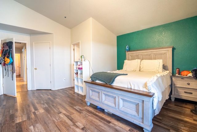 1089 La Mesa Street, Escalon, CA 95320