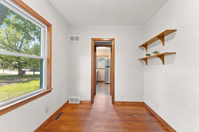 105 N 4TH AVENUE, Winneconne, WI 54986