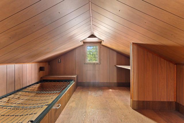 105 N 4TH AVENUE, Winneconne, WI 54986