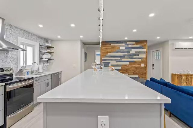 322 NW 4th Avenue, Delray Beach, FL 33444