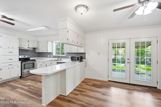1011 Tanglewood Drive, Clinton, MS 39056