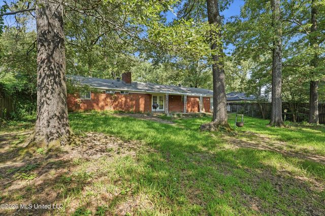 1011 Tanglewood Drive, Clinton, MS 39056