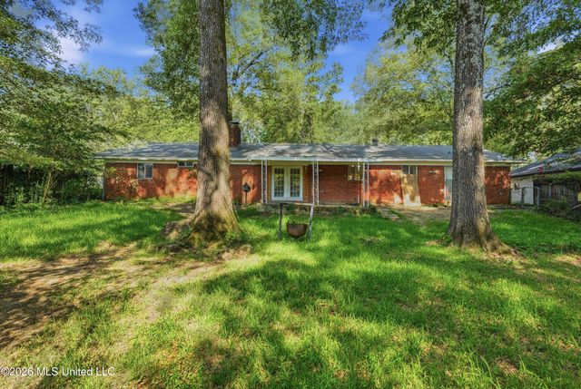 1011 Tanglewood Drive, Clinton, MS 39056