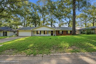 1011 Tanglewood Drive, Clinton, MS 39056