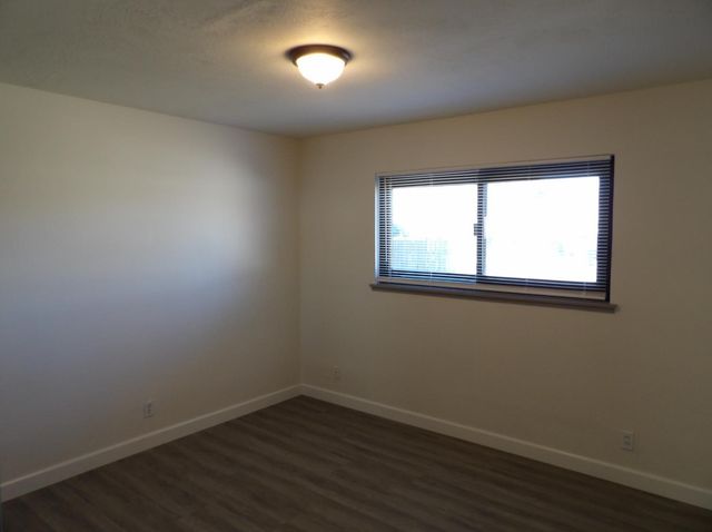 4324 E Richert, Fresno, CA 93726