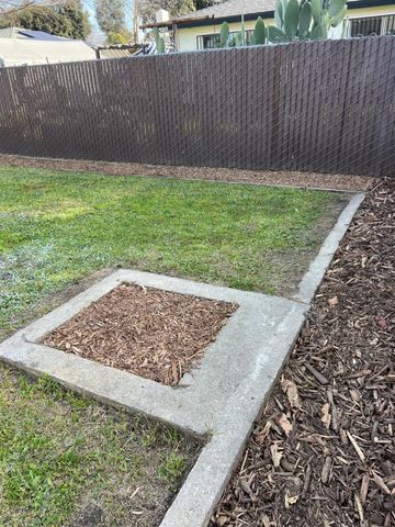 4324 E Richert, Fresno, CA 93726