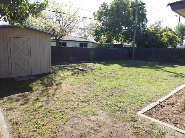 4324 E Richert, Fresno, CA 93726