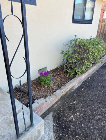 4324 E Richert, Fresno, CA 93726