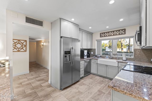 5245 E ACOMA Drive, Scottsdale, AZ 85254