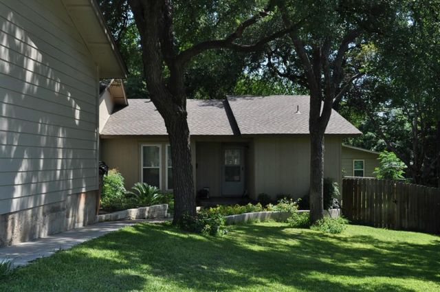 1606 Southgate CIR B, Austin, TX 78704