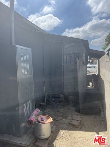 619 W Cherry Street, Compton, CA 90222