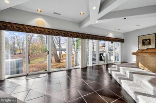 203 SUNSHINE LAKES DR, Voorhees, NJ 08043