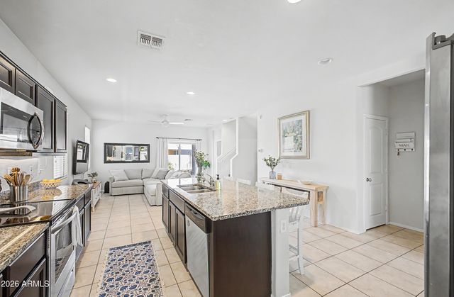 41860 W ALLEGRA Drive, Maricopa, AZ 85138