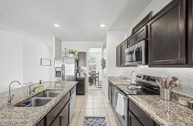 41860 W ALLEGRA Drive, Maricopa, AZ 85138