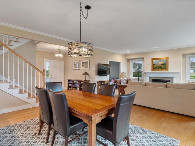 226 Fairway Drive, South Burlington, VT 05403