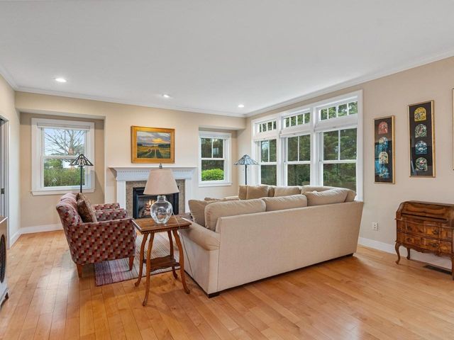226 Fairway Drive, South Burlington, VT 05403
