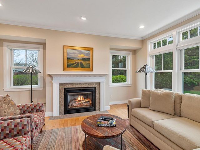 226 Fairway Drive, South Burlington, VT 05403
