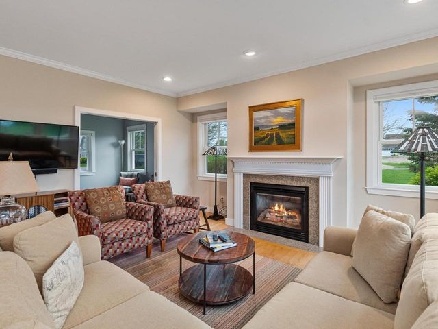 226 Fairway Drive, South Burlington, VT 05403