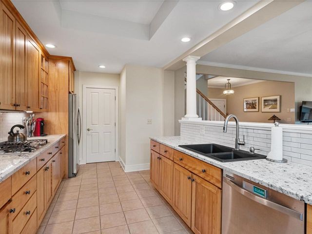226 Fairway Drive, South Burlington, VT 05403