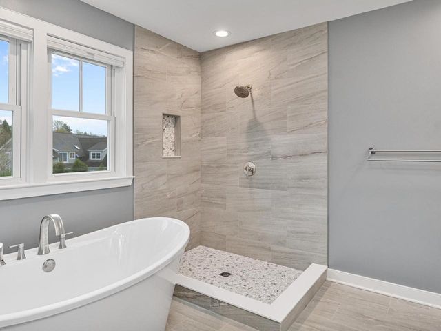 226 Fairway Drive, South Burlington, VT 05403